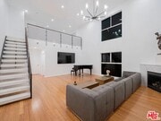 Photo - 7062 Hawthorn Ave Unit A2