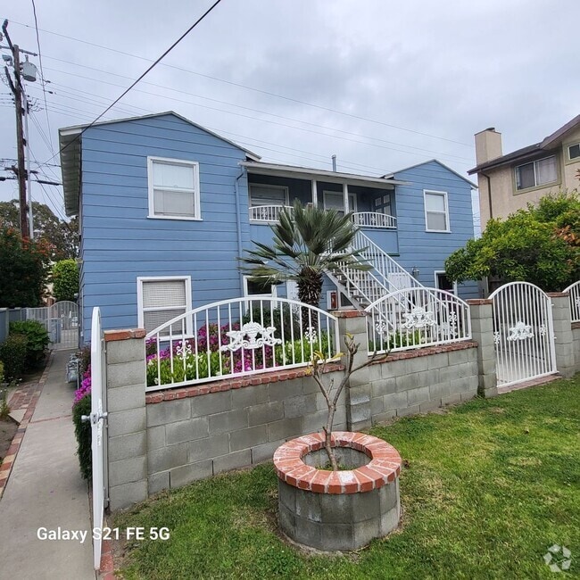 Building Photo - 2100 Cabrillo Ave Unit 2104 Cabrillo ave Rental