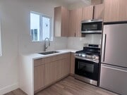 Kitchen - 2320 N Naomi St Unit 101