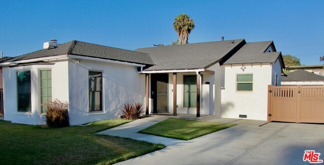 Photo - 2334 S Garth Ave House