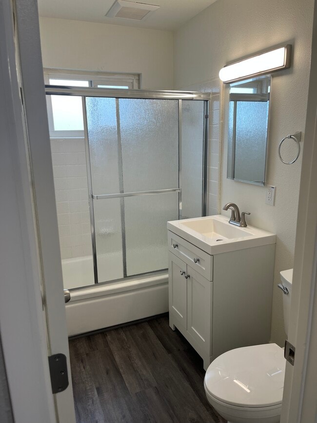 Photo - 21100 Pioneer Blvd Unit 21