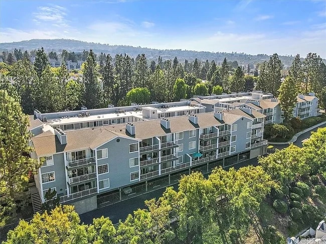 Photo - 1414 Brett Pl Unit 329