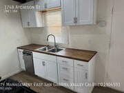 Photo - 1748 Atchison St