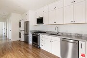 Photo - 1925 Kent St Condo