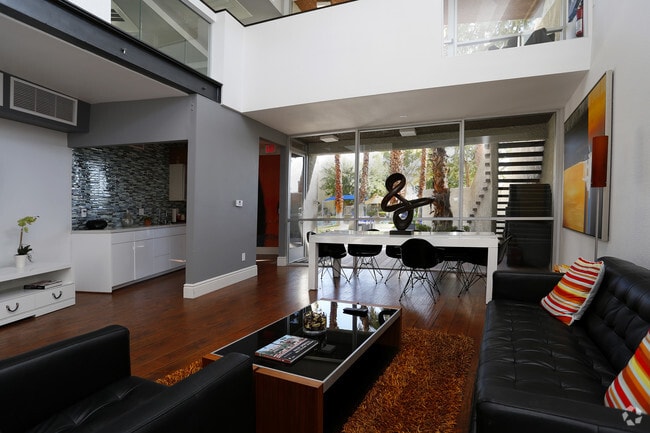 Clubhouse - Mojave Blue