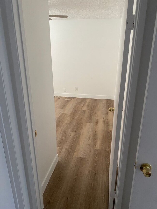 Photo - 12554-12556 BROOKSHIRE Unit 3