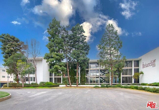 Photo - 8701 Delgany Ave Unit 208