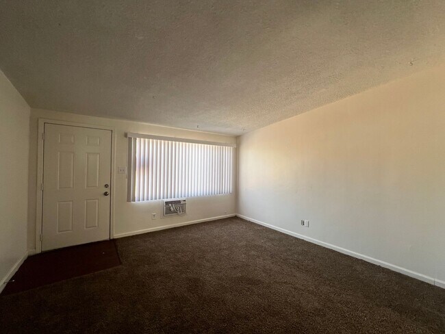 Photo - P160 Unit # A