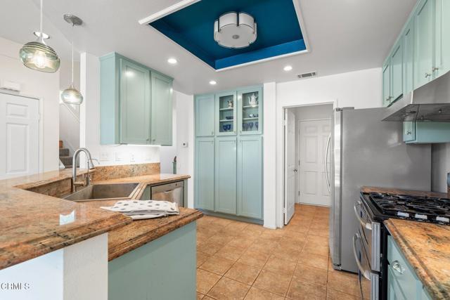 Photo - 303 Blue Dolphin Dr