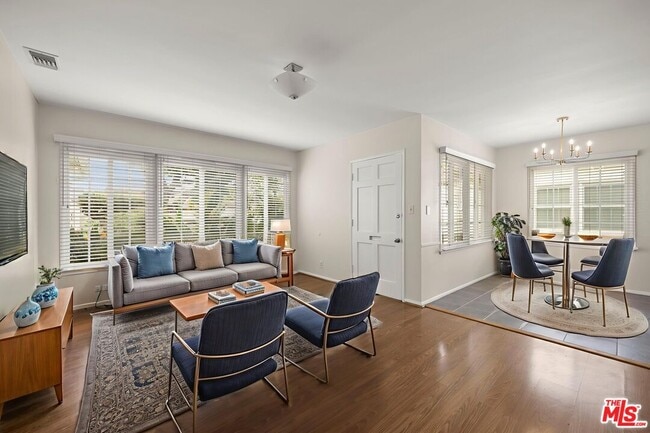 Photo - 5206 Emporia Ave