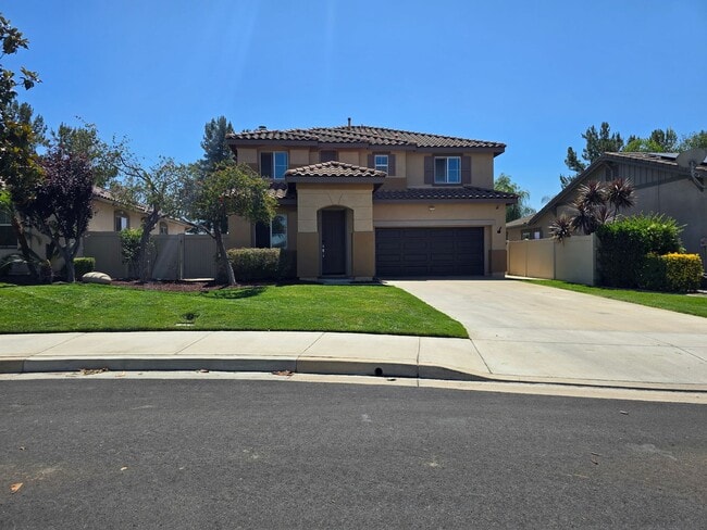 Building Photo - Crowne Hill 3 Bedroom Home