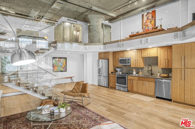 Photo - 1855 Industrial St Unit 112