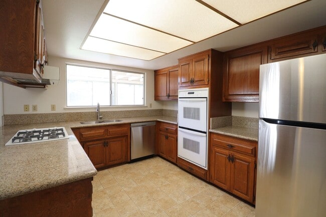 Photo - **Single-Story Foxenwoods Home on a Cul-de-Sac – Spacious Yard!**