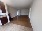 Unit 105 2Bd/2BA Available Now - 3717 Vinton Ave Apartments Unit 105