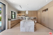 Photo - 15721 Addison St