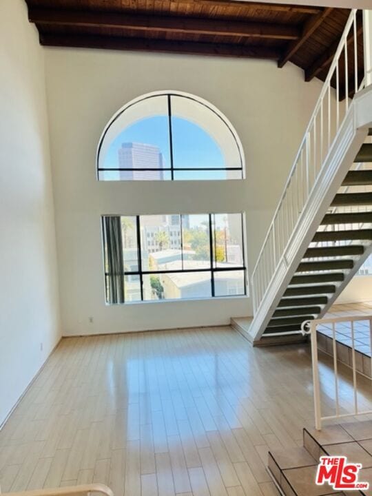 Building Photo - 221 S Gale Dr Unit 401