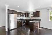 Photo - 4 Bed / 3 Bath Townhouse - Across the street from USC Keck Medical Center! Unit 1534 N Soto