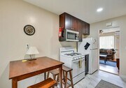 Photo - 1445 Felspar St