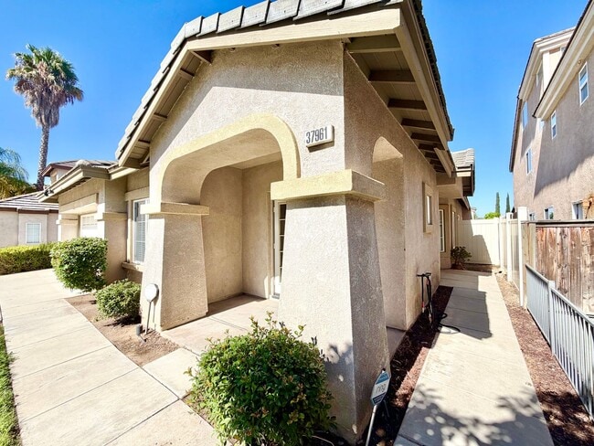 Photo - Wonderful 4 bedroom Single Story Murrieta Home (COMING SOON)