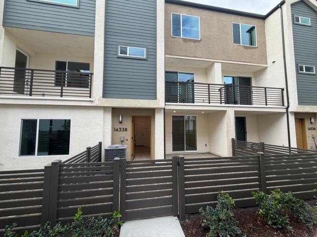 Building Photo - 14338 Savannah Ct