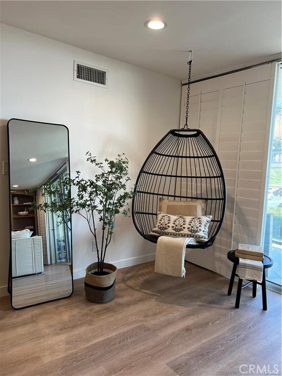 Photo - 723 Palisades Beach Rd Unit 101