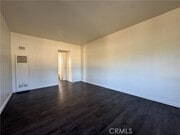 Photo - 1422 Talmadge St Unit 8