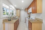 Photo - 185 Streamwood