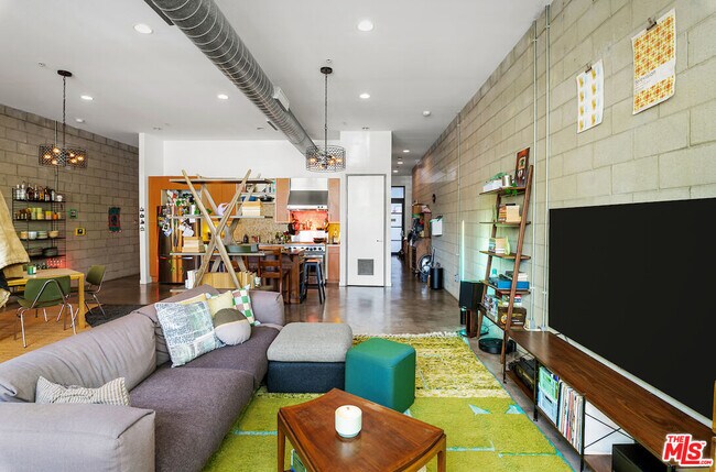 Photo - 1534 17th St Unit 102