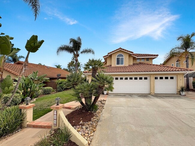 Elegant Poway Home with High Ceilings, Poo... - Elegant Poway Home with High Ceilings, Poo...