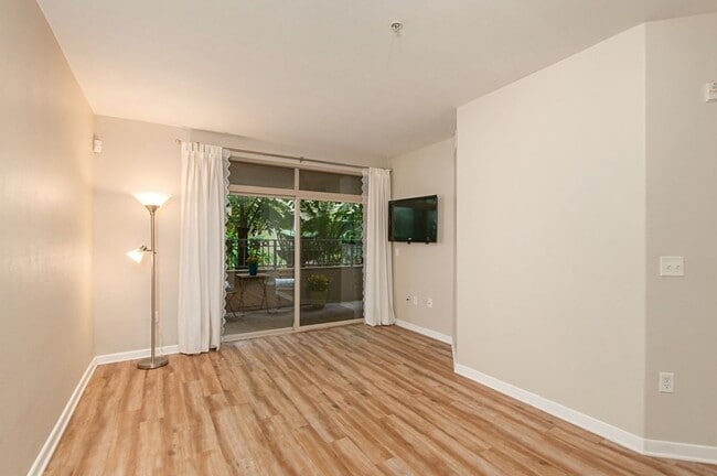 Photo - 1 Bedroom centrally located in Little Italy!! Unit 239