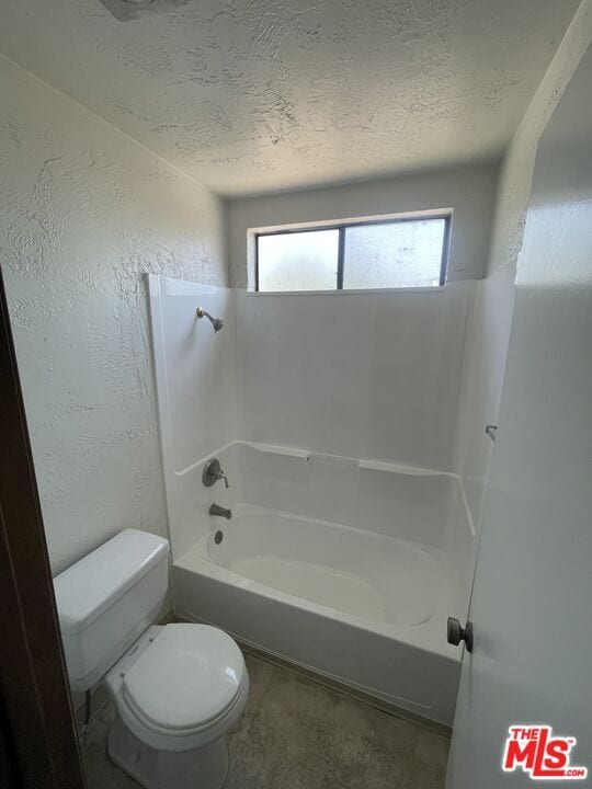 Photo - 735 W Milford St