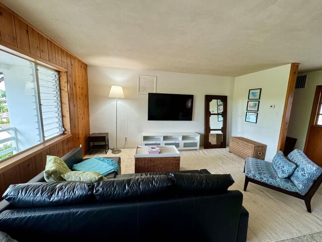 Building Photo - 4000 Highland Dr Rental