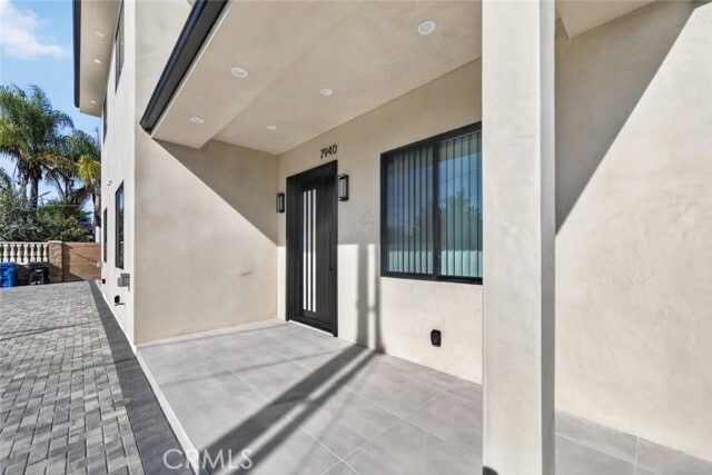 Building Photo - 12943 W Kilikia Dr