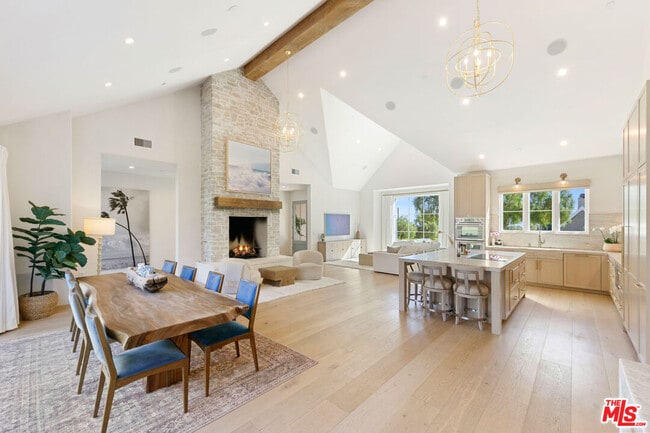 Photo - 28861 Selfridge Dr