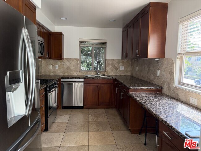 Photo - 10809 Hortense St Unit 1