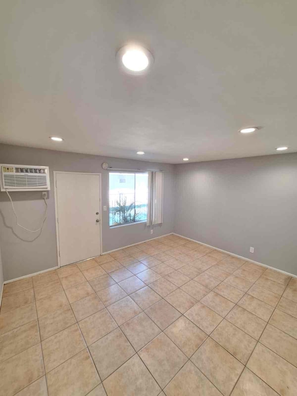 Photo - 4660 Kester Ave Unit 107