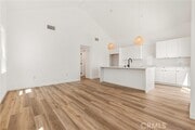 Photo - 226 Arena St