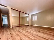 Photo - 77 W Wistaria Ave House