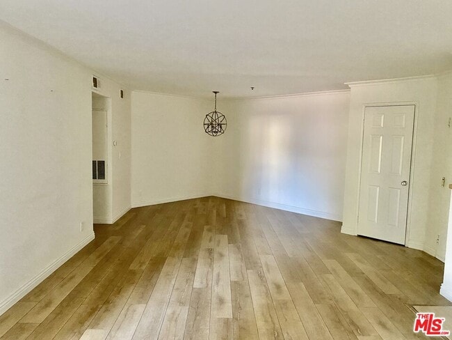 Photo - 675 Oak Run Trail Unit TL301