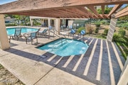 Photo - 270 Country Club Dr