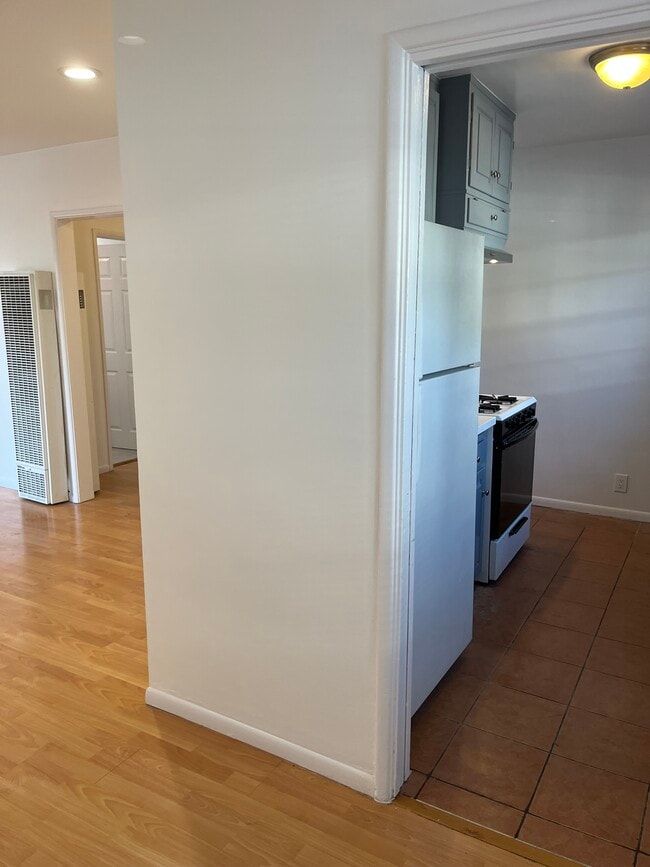 Photo - 11247 Camarillo St Unit 11247