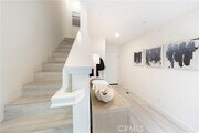 Photo - 983 Doheny Way