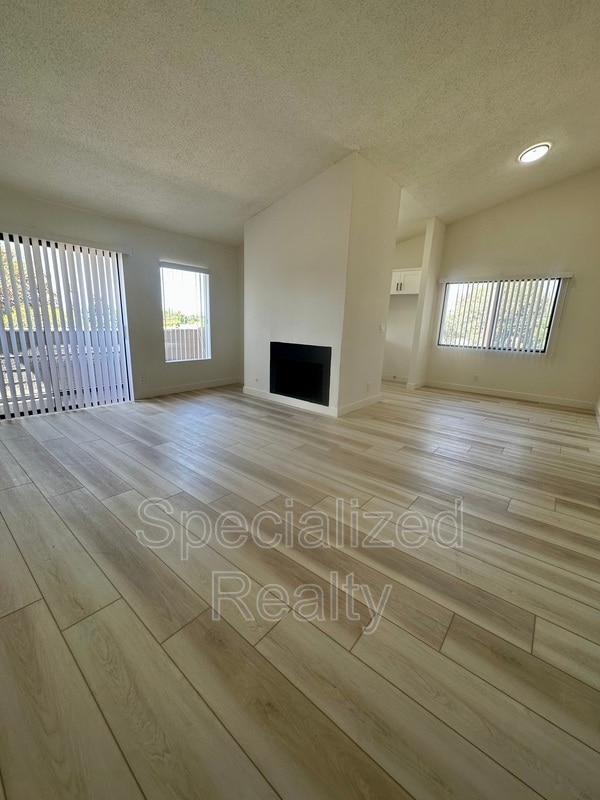 Photo - 14074 Van Nuys Blvd Unit 2