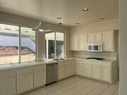 Photo - Bridlevale Community 4 bedroom