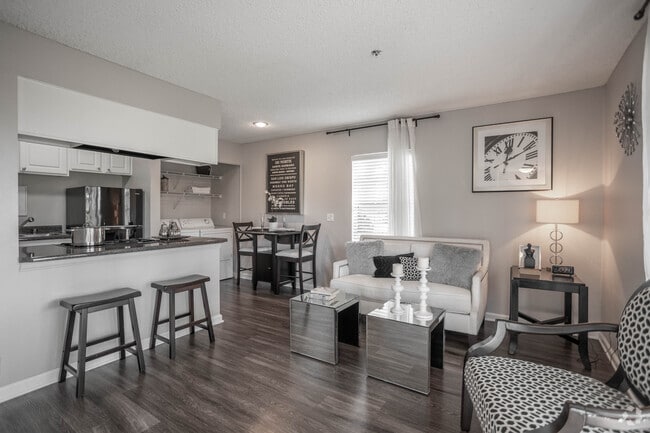 1BR, 1BA - 554 SF - The Hills of Corona