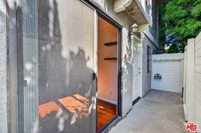 Photo - 2519 Kansas Ave Unit 102