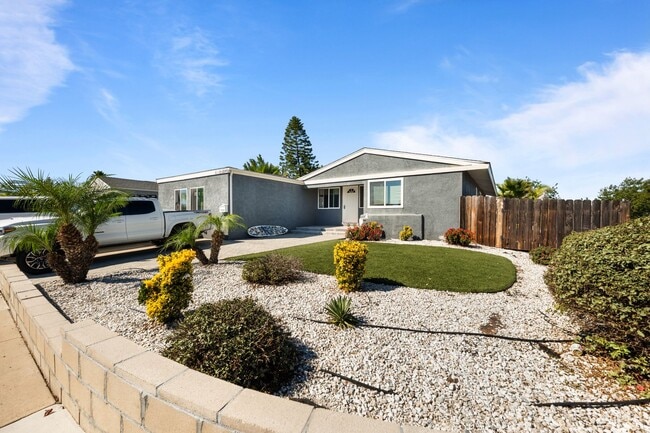 Photo - Two full kitchens, two washers & dryers, two dishwashers!