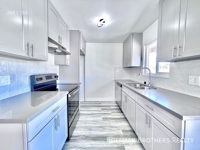 Photo - 530 W Arbor Vitae St Unit 6