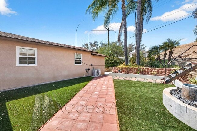 Photo - 23963 Lodge Dr