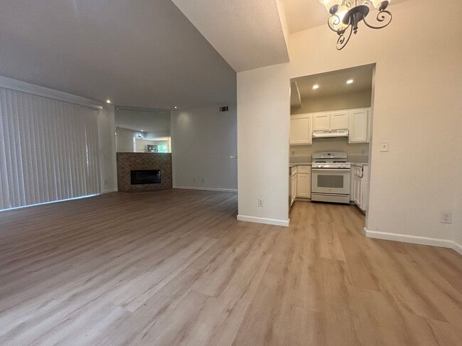 Photo - Beautiful 2-Bedroom Lower-Unit Condo in Sienna Villas of Valencia! Unit 443